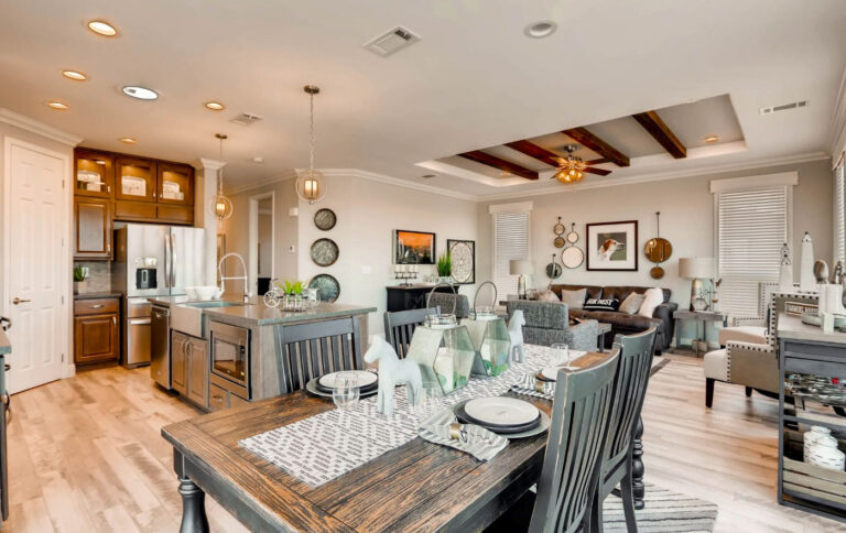 Dining Room 4